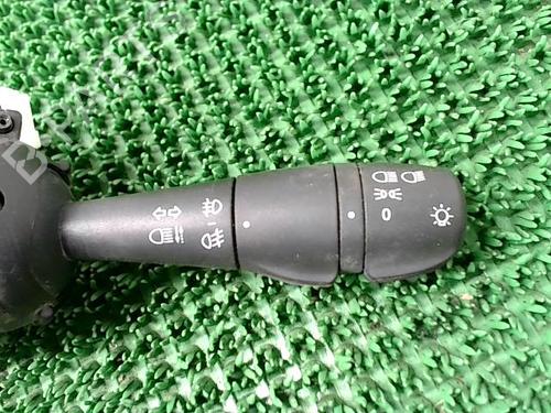 switch-renault-trafic-iii-van-fg_-2014-30051956 main image