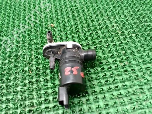 Used Washer pump Washer pump PEUGEOT 3008 II SUV (MC_, MR_, MJ_, M4_) 1.6 BlueHDi 120 (120 hp) 22093163 22093163