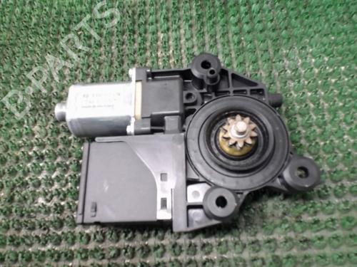 Used Right front window motor Right front window motor RENAULT SCÉNIC III (JZ0/1_) 1.9 dCi (JZ0J, JZ1J, JZ1K, JZ1S) (131 hp) 22079840 22079840