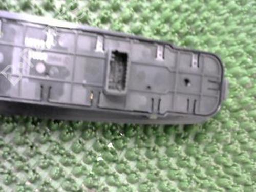Used Left front window switch Left front window switch RENAULT MEGANE III Hatchback (BZ0/1_, B3_) 1.5 dCi (106 hp) 22088508 22088508