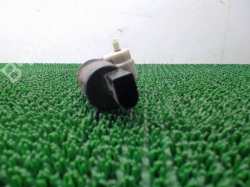 Washer pump VW TOURAN (5T1) 1.6 TDI | BP22086144E24 - Image 2