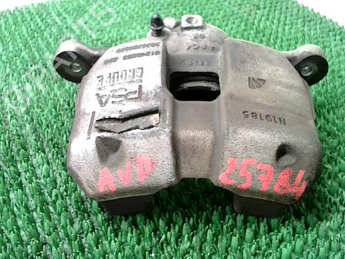 Højre bremsekaliber foran CITROËN C4 III (BA_, BB_, BC_) BLUEHDI 110 (BBYHSA) (110 hp) 30628971