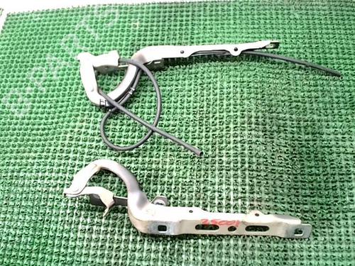 Used Hinge/Door check strap Hinge/Door check strap PEUGEOT 208 I (CA_, CC_) 1.2 THP 110 (110 hp) 22438418 22438418