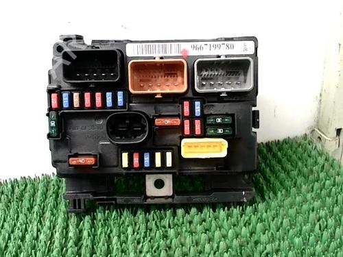 Used Fuse box CITROËN C3 II (SC_) 1.4 HDi 70 (SC8HZC, SC8HR0, SC8HP4) (68 hp) 29304176