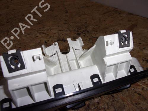 Used Climate control Climate control FIAT FIORINO Box Body/MPV (225_) 1.3 D Multijet (225BXD1A, 225BXB1A, 225BXB11) (75 hp) 22075734 22075734