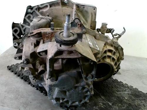 Used Gearbox RENAULT MASTER II Van (FD) 2.5 D (80 hp) 23332597