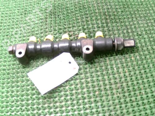 Used Injection rail Injection rail CITROËN C4 I (LC_) 1.6 HDi (109 hp) 22078601 22078601