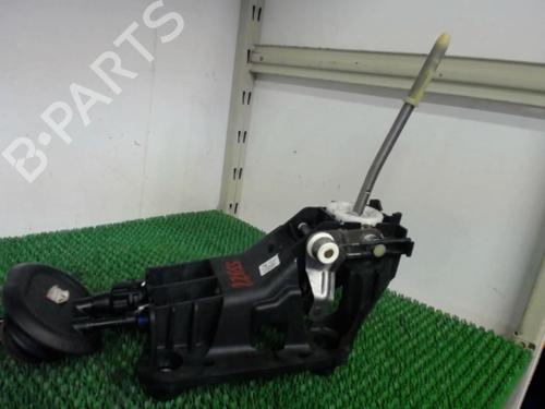Used Gear lever CITROËN DS3 (SA_) 1.6 HDi 90 (92 hp) 22086460