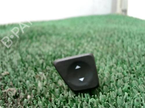 Used Left front window switch Left front window switch FIAT 500 (312_) 1.3 D Multijet (312AXB1A) (75 hp) 27435572 27435572