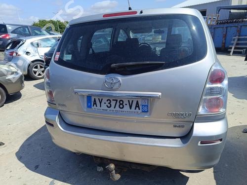 Brugte TOYOTA COROLLA Verso (ZER_, ZZE12_, R1_) 2.2 D-4D (AUR10_, AUR10R) (177 hp) 4342395