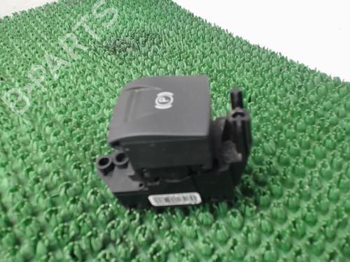 Used Switch RENAULT SCÉNIC III (JZ0/1_) 1.5 dCi (JZ02, JZ0R) (95 hp) 22087838