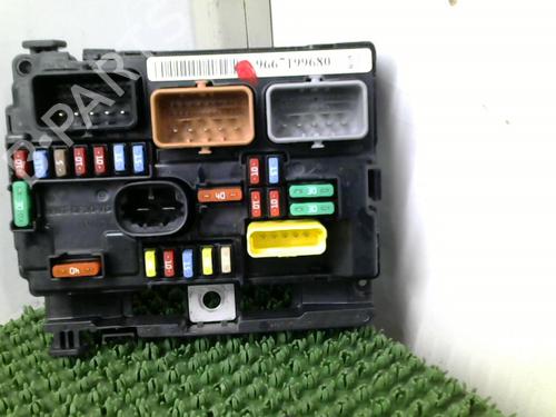 Fuse box CITROËN C3 II (SC_) 1.2 VTi 82 | BP31700484E1  - Image 5