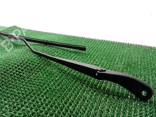 Used Front windshield wiper arm DACIA SANDERO III 1.0 SCe 65 (67 hp) 22184389