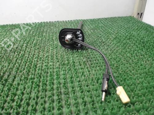 Antenne/Base Antenne/Base CITROËN C-CROSSER (VU_, VV_) 2.4 16V (170 hp) 22081047 22081047