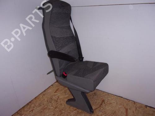 Sæde Bagtil Sæde Bagtil RENAULT MASTER II Van (FD) 2.5 dCi 100 (FD0U, FD0V, FD3U, FD3V, FD8U, FD8V) (99 hp) 22075653 22075653