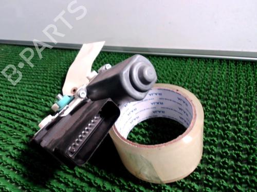 Used Right rear window motor Right rear window motor VW GOLF VI (5K1) 1.6 TDI (105 hp) 22083031 22083031