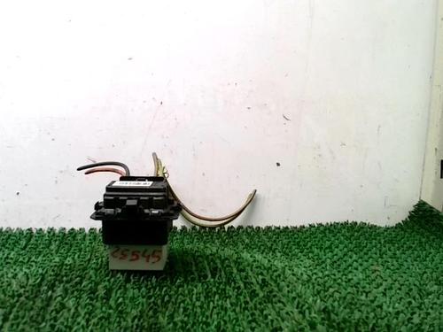 Used Heater resistor CITROËN C4 II (NC_) 1.6 HDi 115 (114 hp) 29847839
