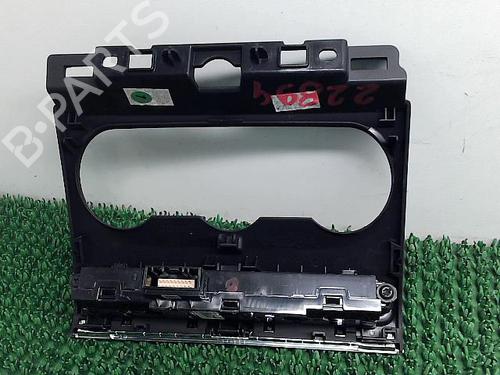 Used Warning switch Warning switch RENAULT CAPTUR II (HF_) TCe 90 (HFM6) (91 hp) 22089769 22089769