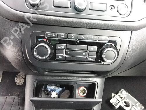 Used Climate control Climate control VW GOLF PLUS V (5M1, 521) [2004-2013] 35781135 35781135