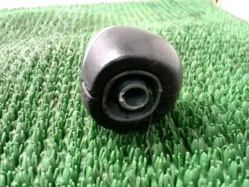 Used Shift knob Shift knob FIAT 500L (351_, 352_) 1.4 (199LYB1B) (95 hp) 27809120 27809120