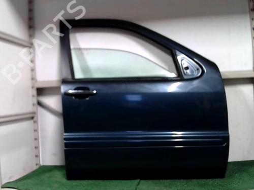 Used Right front door MERCEDES-BENZ M-CLASS (W163) ML 400 CDI (163.128) (250 hp) 23043730