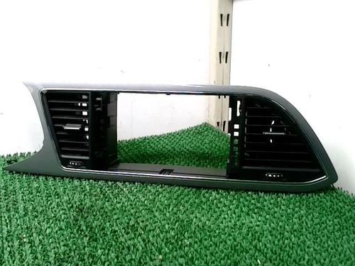 Used Air vent SEAT LEON SC (5F5) 1.8 TSI (180 hp) 22090742