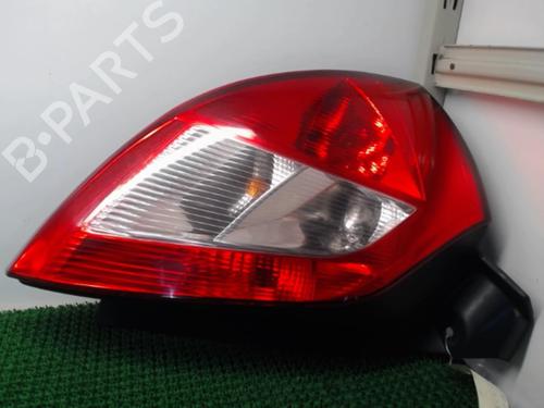 Used Left taillight RENAULT MEGANE II (BM0/1_, CM0/1_) 1.9 dCi (BM0G, CM0G) (120 hp) 22076746