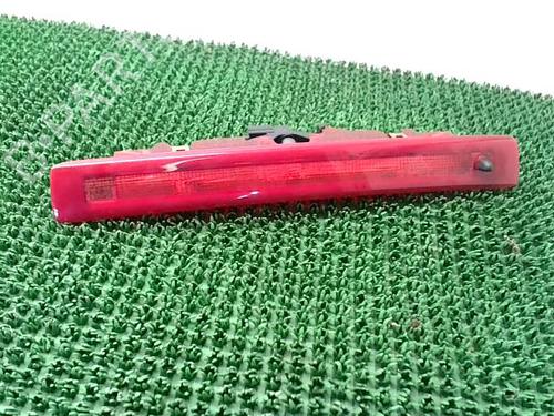 Used Third brake light Third brake light RENAULT CLIO III (BR0/1, CR0/1) 1.2 16V (BR02, BR0J, BR11, CR02, CR0J, CR11) (75 hp) 22089737 22089737