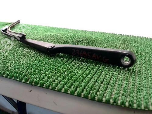 Used Front windshield wiper arm BMW X3 (E83) 2.0 d (150 hp) 22091755