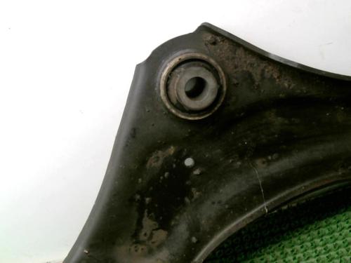 Used Right front suspension arm Right front suspension arm RENAULT SCÉNIC III (JZ0/1_) 1.9 dCi (JZ0J, JZ1J, JZ1K, JZ1S) (131 hp) 22078710 22078710
