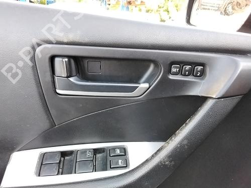 Venstre fortil invendig håndtag Venstre fortil invendig håndtag NISSAN MURANO I (Z50) 3.5 4x4 (234 hp) 34271937 34271937