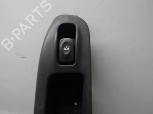 Fensterheberschalter rechts vorne RENAULT SCÉNIC I MPV (JA0/1_, FA0_) 1.9 dCi (JA05, JA1F) | BP22077570I26 