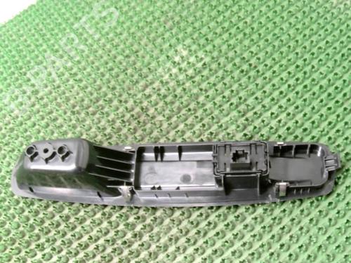 Used Right front window switch Right front window switch RENAULT MEGANE III Hatchback (BZ0/1_, B3_) 1.5 dCi (BZ09, BZ0D, BZ1W, BZ29, BZ14) (110 hp) 22078340 22078340