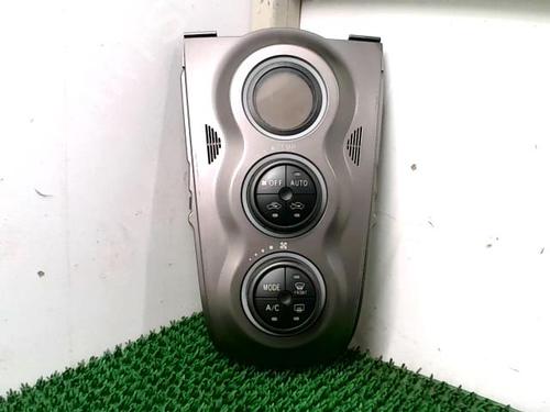 Used Climate control TOYOTA YARIS (_P9_) 1.4 D-4D (NLP90_, NLP90R) (90 hp) 30500068