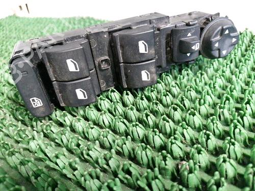 Used Left front window switch Left front window switch PEUGEOT 5008 II (MC_, MJ_, MR_, M4_) 1.5 BlueHDi 130 (MCYHZJ, MCYHZR, MCYHZX) (131 hp) 36170350 36170350