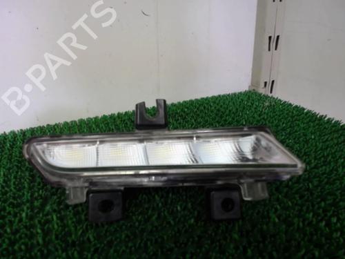 Used Right daytime light Right daytime light RENAULT CLIO IV (BH_) 1.5 dCi 75 (75 hp) 25262142 25262142