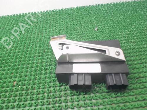 Used Fuse box Fuse box VW NEW BEETLE (9C1, 1C1) 1.9 TDI (90 hp) 22076319 22076319