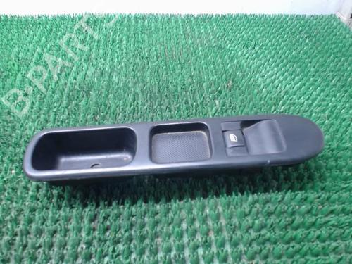 Right front window switch PEUGEOT 307 Break (3E) 2.0 HDI 110 | BP22087264I26 