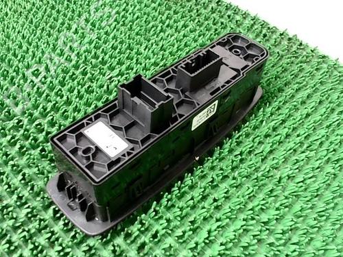 Used Left front window switch Left front window switch RENAULT SCÉNIC IV (J9_) 1.7 Blue dCi 120 (J9A7, J9A8) (120 hp) 33969632 33969632