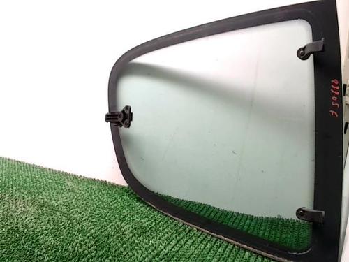 Used Rear left quarter glass PEUGEOT 206 Hatchback (2A/C) 1.4 i (75 hp) 22090575
