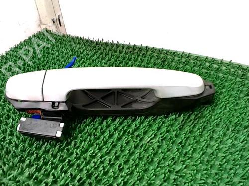 Venstre bagtil udvendigt håndtag TOYOTA YARIS (_P9_) 1.4 D-4D (NLP90_, NLP90R) (90 hp) 30500078