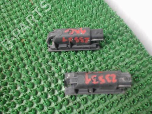 Nummerpladelys Nummerpladelys RENAULT MASTER II Van (FD) 2.5 dCi 120 (FD0M, FD0U, FD0W, FD2M, FD2W, FD3M, FD3U,... (115 hp) 22088230 22088230