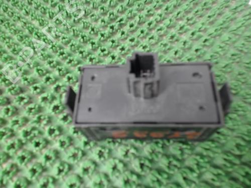 Used Warning switch RENAULT TRAFIC III Van (FG_) 1.6 dCi 120 (FGMB, FGMC) (120 hp) 22083197