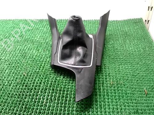 Used Shift knob Shift knob PEUGEOT 308 II (LB_, LP_, LW_, LH_, L3_) 1.6 HDi / BlueHDi 115 (115 hp) 22090683 22090683