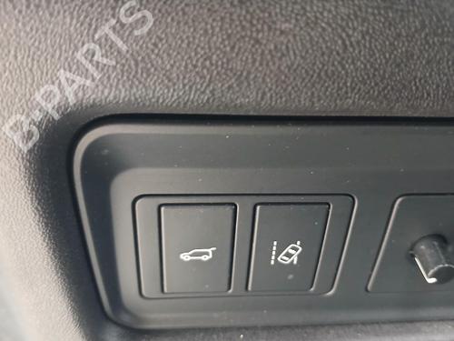 Used Electronic module Electronic module LAND ROVER DISCOVERY SPORT (L550) 2.0 D 4x4 (150 hp) 40484099 40484099