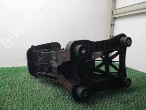 Used Gear lever PEUGEOT 5008 (0U_, 0E_) 1.6 HDi (114 hp) 22084860