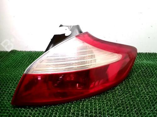 right-taillight-renault-megane-iii-hatchback-bz01_-b3_-2008-27663346 main image