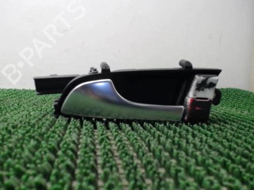 Used Front left interior door handle Front left interior door handle AUDI A3 (8P1) 2.0 TDI 16V (140 hp) 22078194 22078194