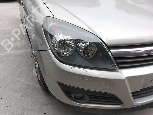 Højre forlygte Højre forlygte OPEL ASTRA H (A04) 1.9 CDTI (L48) (150 hp) 35926193 35926193