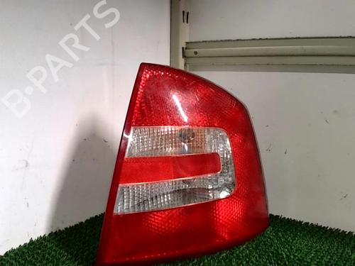 Right taillight SKODA OCTAVIA II (1Z3) 1.9 TDI | BP20876890C35 